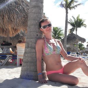 Meet your Posher, Karine